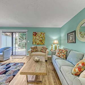 Holiday home South Bay By The Gulf- Private Access, Community Pool, Foosball 