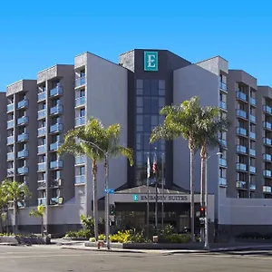 3* Hotel Embassy Suites Angeles - International Airport/north