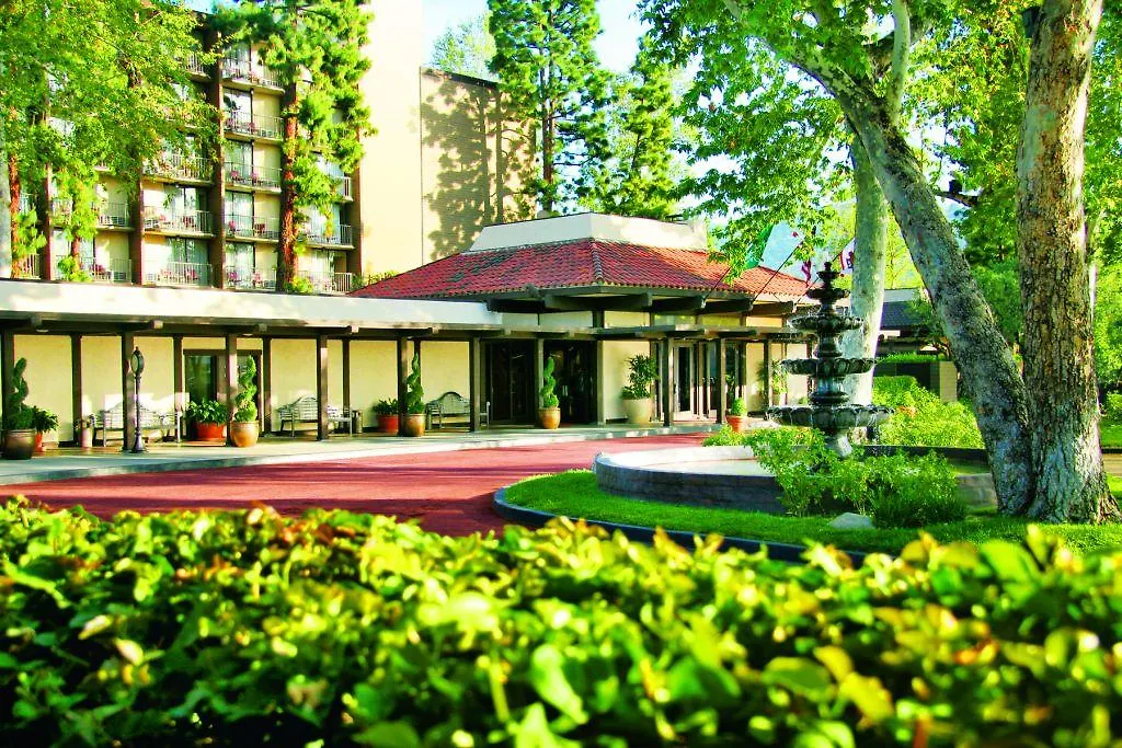 The Garland Hotel Los Angeles 4*,