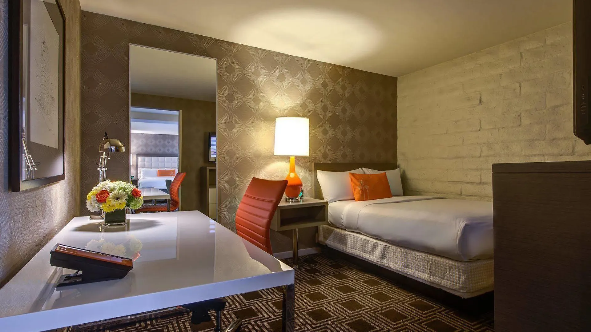The Garland Hotel Los Angeles